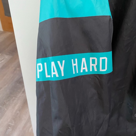 Graphic windbreaker/rain-jacket - Picture 4 of 4